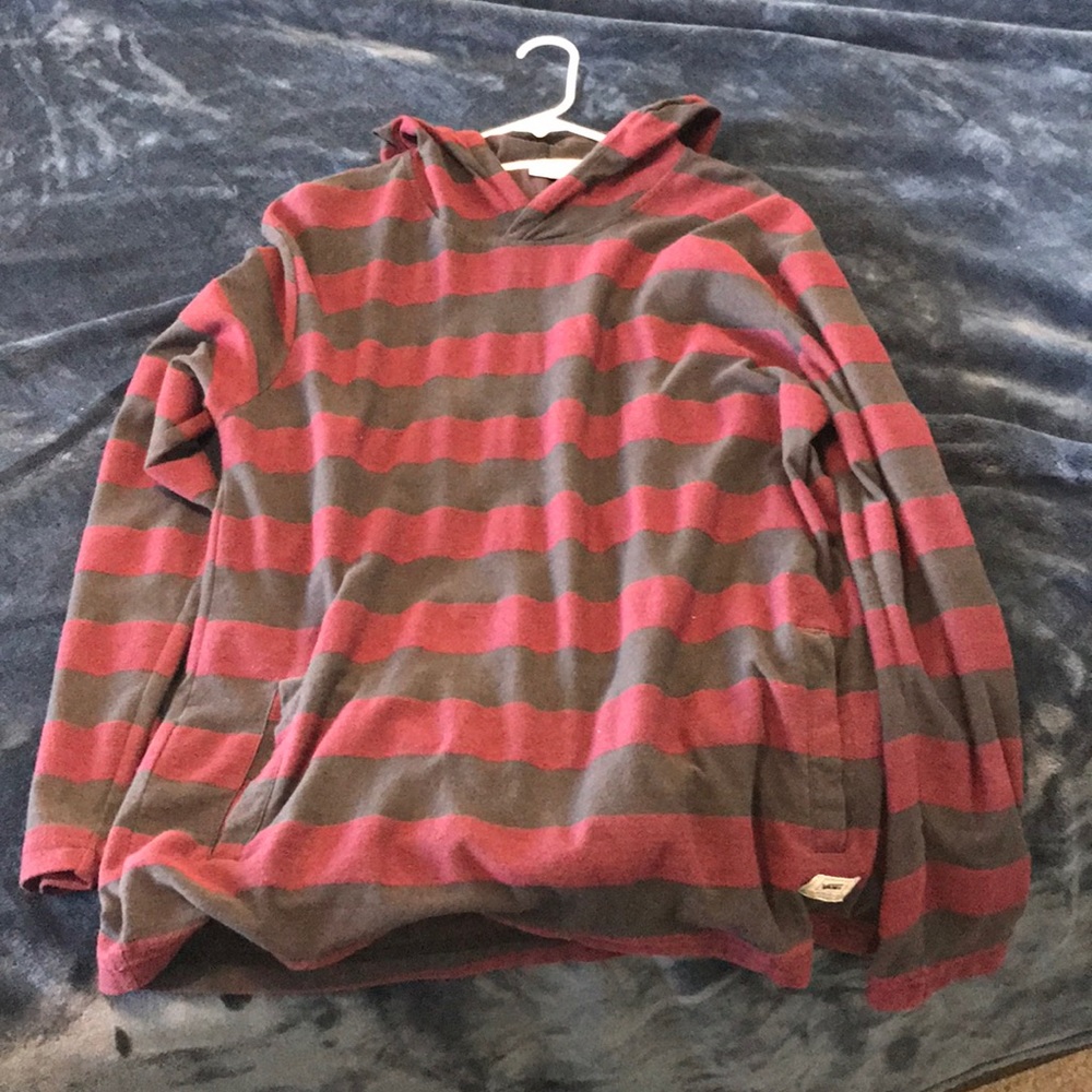 Light weight Vans pullover hoodie